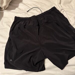 Mens Lululemon 7 inch Pace Breaker shorts- size large